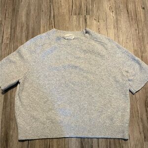 Universal Thread Light Gray Crew Neck Short Sleeve Sweater
